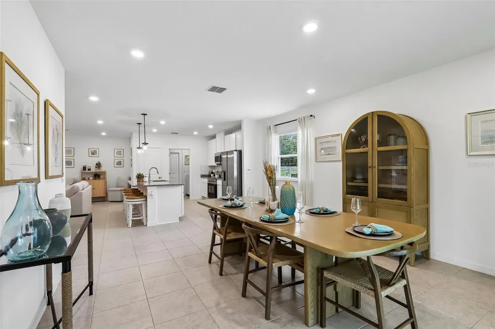 1083 WELDA LANE Jacksonville, FL 32221