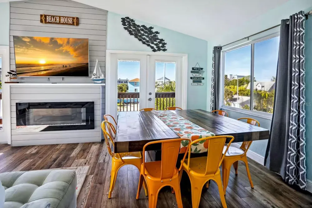 12201 GULF BOULEVARD Treasure Island, FL 33706