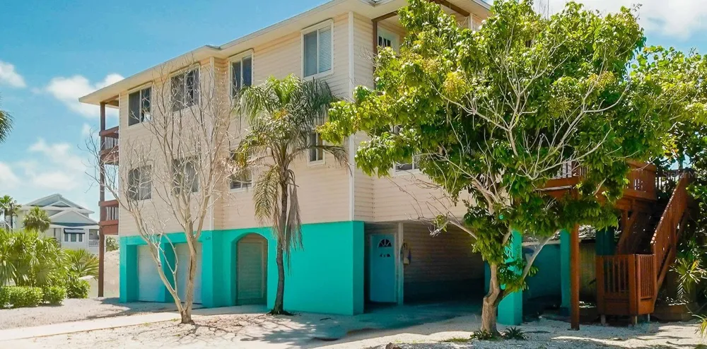 12201 GULF BOULEVARD Treasure Island, FL 33706