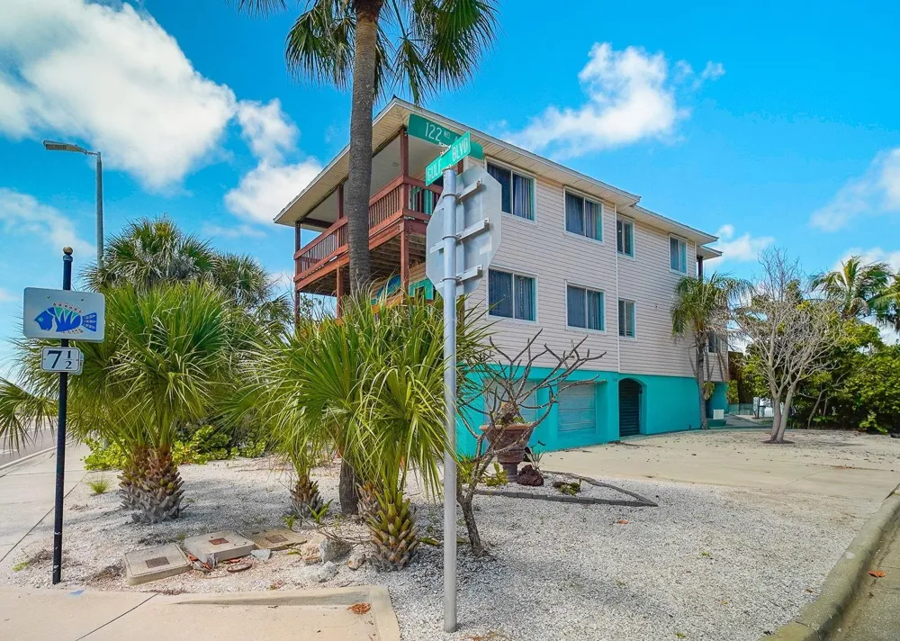 12201 GULF BOULEVARD Treasure Island, FL 33706