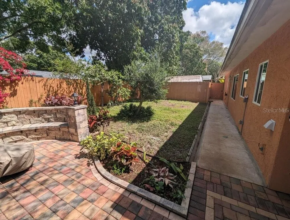 1602 AMBERLEA DRIVE S Dunedin, FL 34698