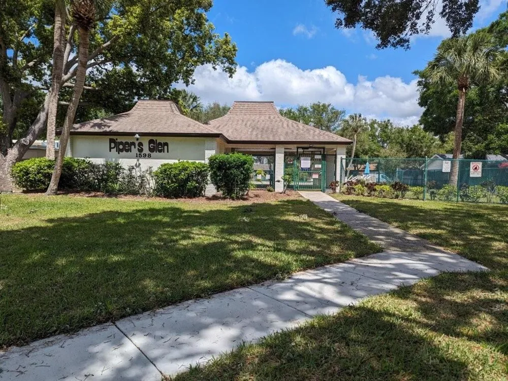 1602 AMBERLEA DRIVE S Dunedin, FL 34698