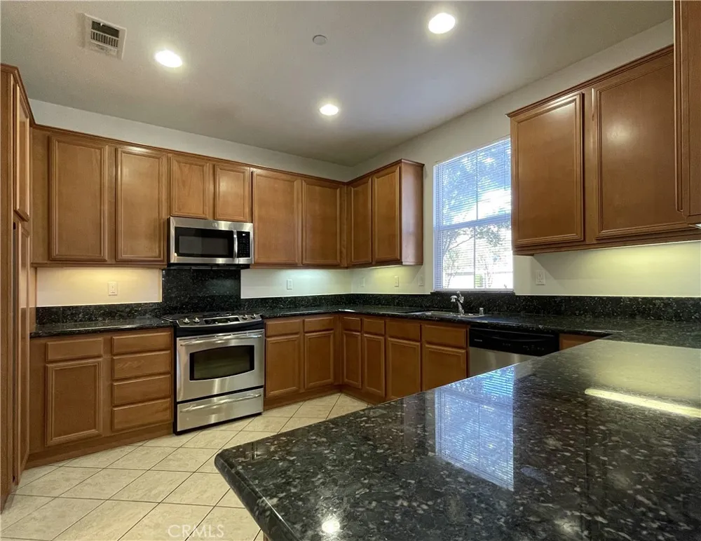 1488 Springfield Way Upland, CA 91786