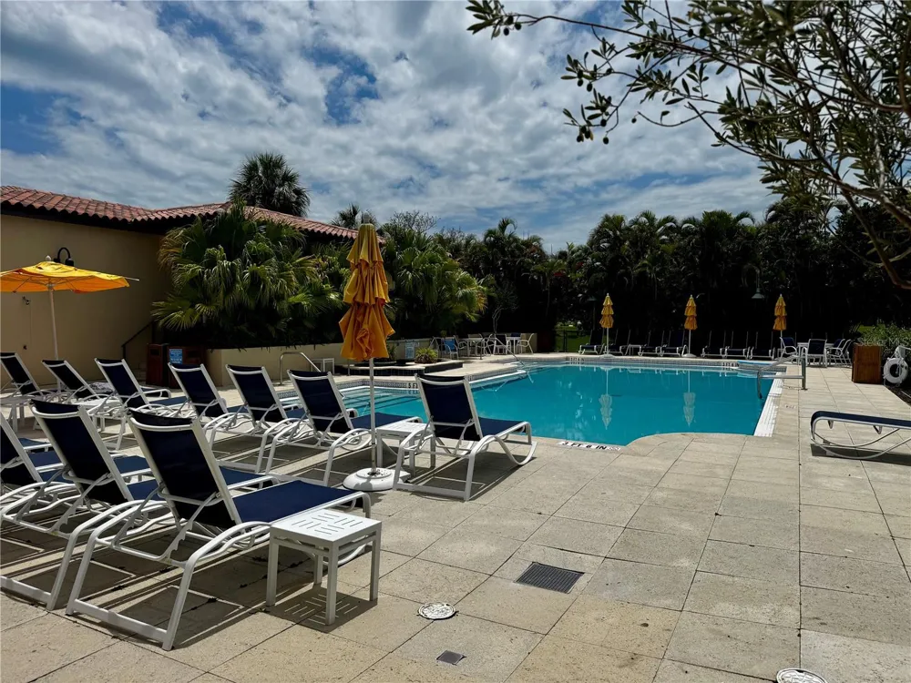 2600 HARBOURSIDE DRIVE #C11 Longboat Key, FL 34228