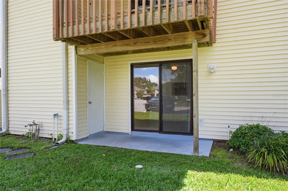 123 LOBLOLLY COURT #B Oldsmar, FL 34677