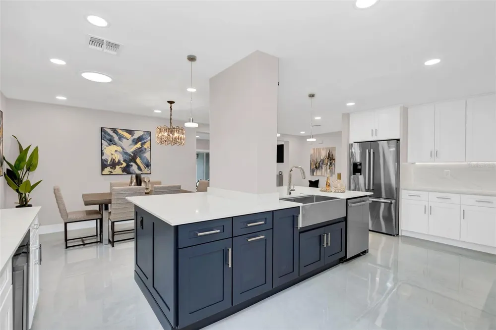 2015 SUMMERFIELD ROAD Winter Park, FL 32792