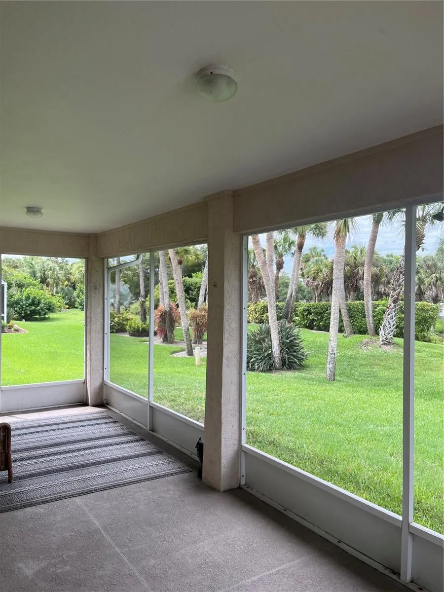 174 GRAND OAK CIRCLE Venice, FL 34292