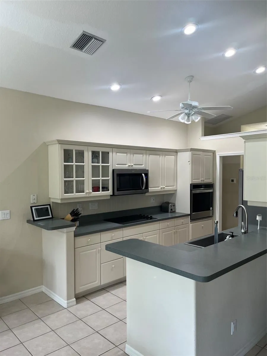 174 GRAND OAK CIRCLE Venice, FL 34292