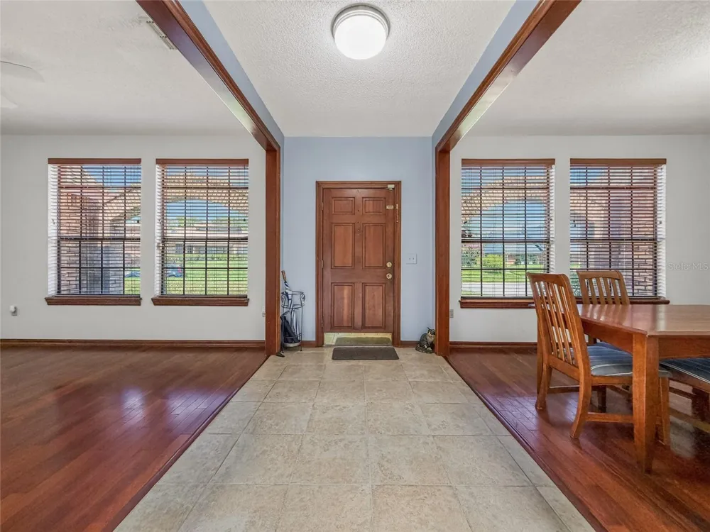 9731 SIBLEY CIRCLE Orlando, FL 32836