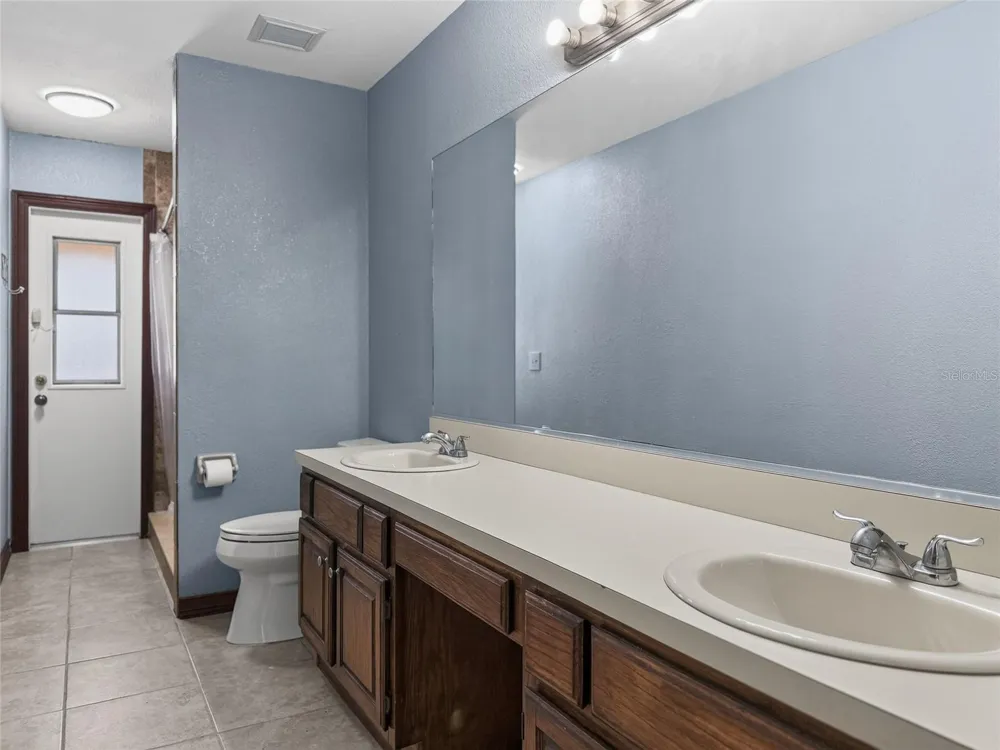 9731 SIBLEY CIRCLE Orlando, FL 32836