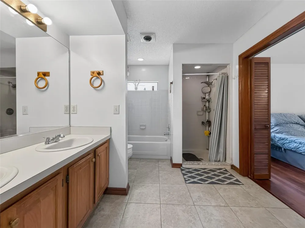 9731 SIBLEY CIRCLE Orlando, FL 32836