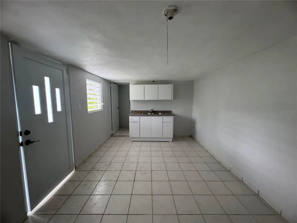 156 BO BAYAMONCITO Aguas Buenas, PR 00703