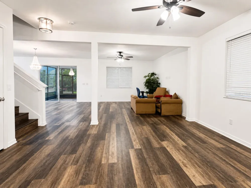 9126 FREEDOM HILL DR Seffner, FL 33584