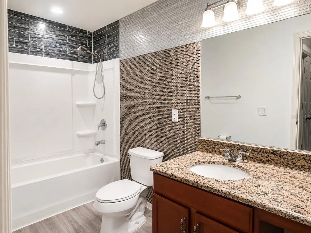 9126 FREEDOM HILL DR Seffner, FL 33584