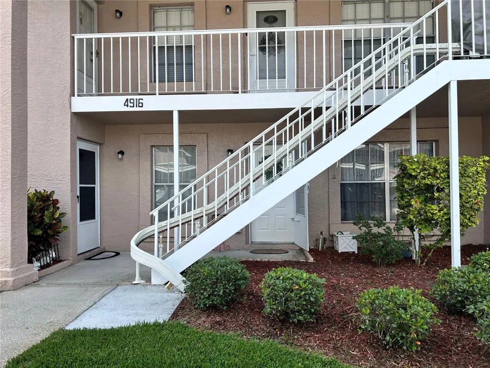 4916 SUNNYBROOK DRIVE #14 New Port Richey, FL 34653