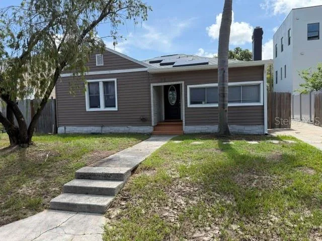 2219 16TH STREET St Petersburg, FL 33704