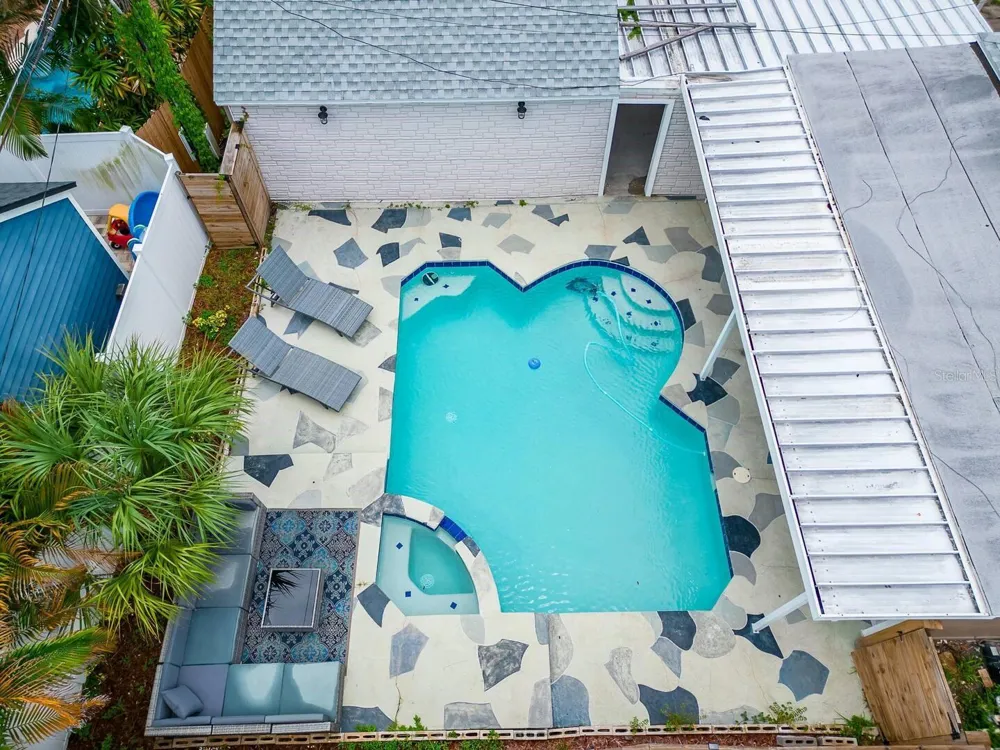 2219 16TH STREET St Petersburg, FL 33704