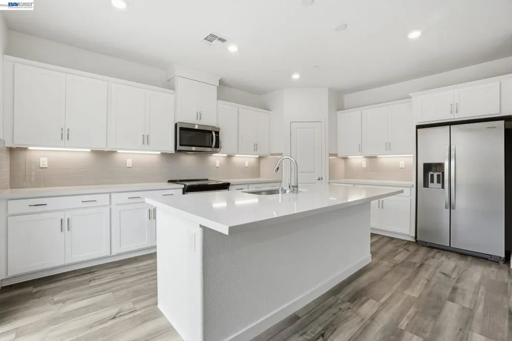 339 Astilbe Street Discovery Bay, CA 94505