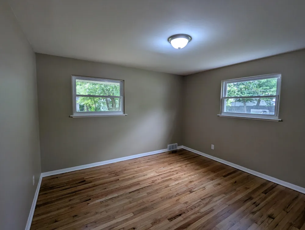 820 Nash Avenue Ypsilanti, MI 48198