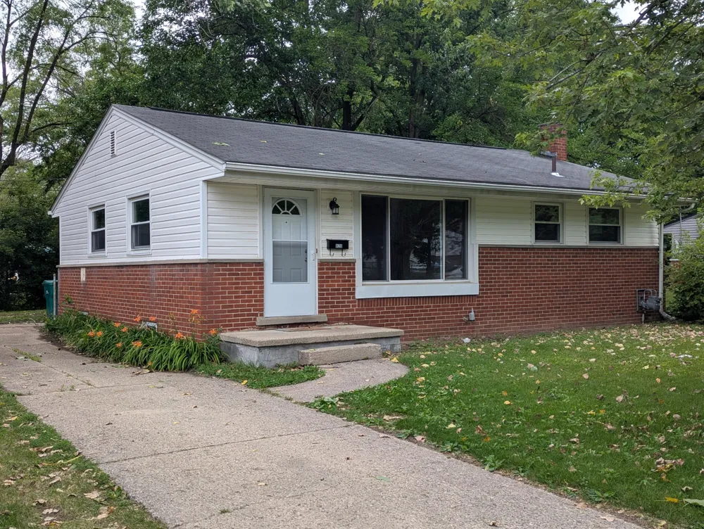 820 Nash Avenue Ypsilanti, MI 48198