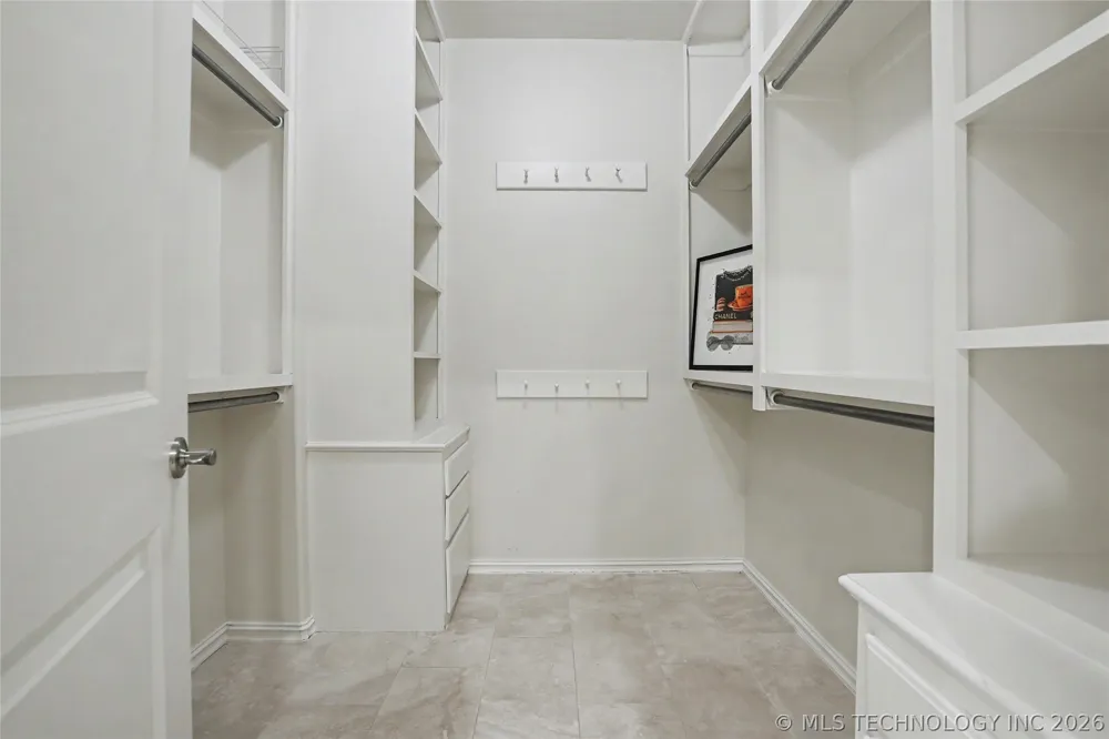 2325 W Lowry Road Claremore, OK 74017