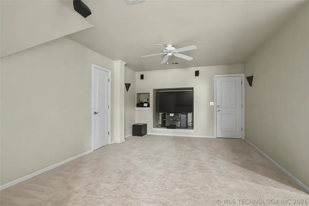 2325 W Lowry Road Claremore, OK 74017