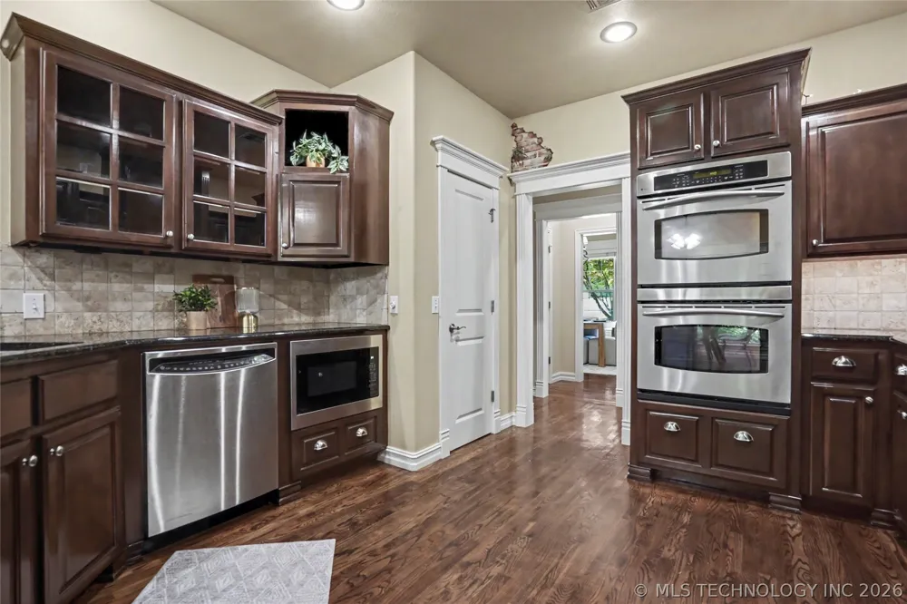 2325 W Lowry Road Claremore, OK 74017
