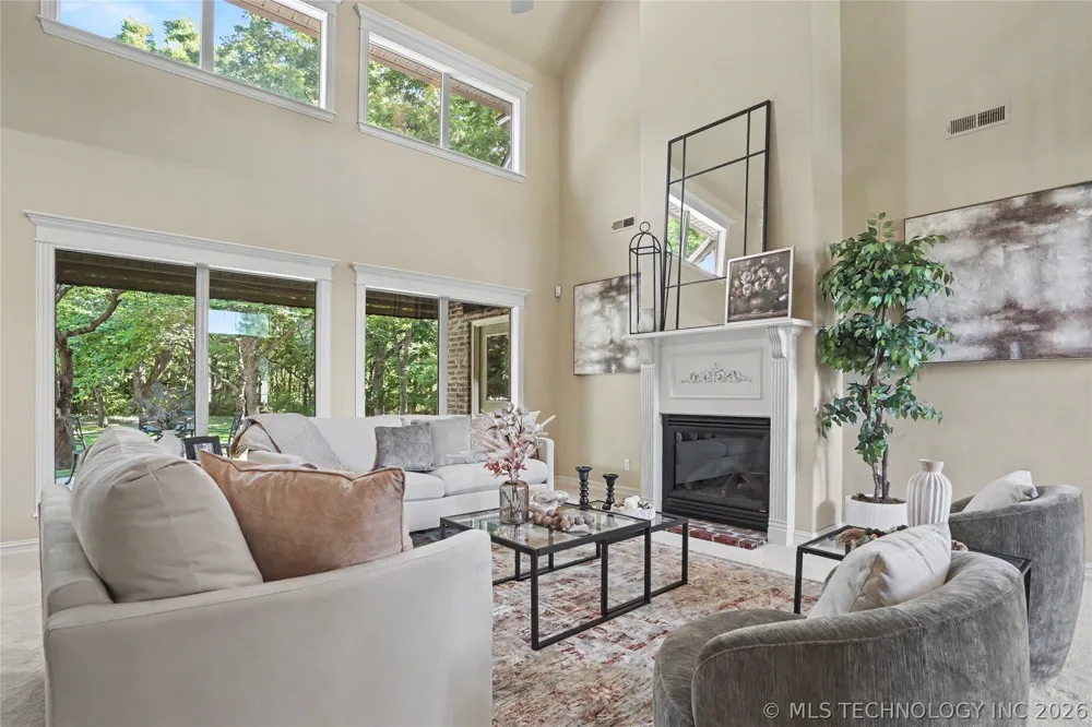 2325 W Lowry Road Claremore, OK 74017