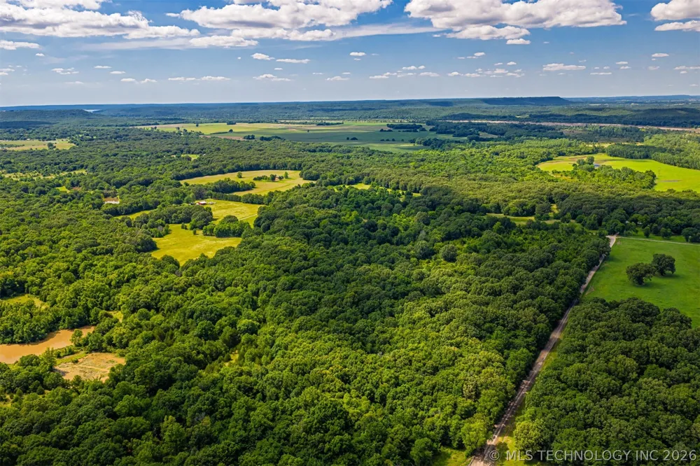 4355 ROAD Whitefield, OK 74472
