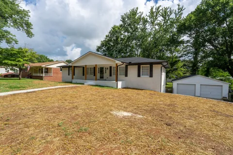 1610 Grandaddy Rd