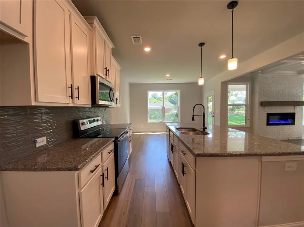 5037 Silver Fox Trail Oakwood, GA 30566