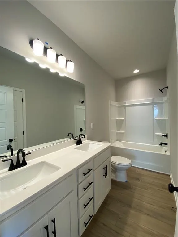 5037 Silver Fox Trail Oakwood, GA 30566