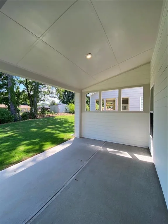 5037 Silver Fox Trail Oakwood, GA 30566