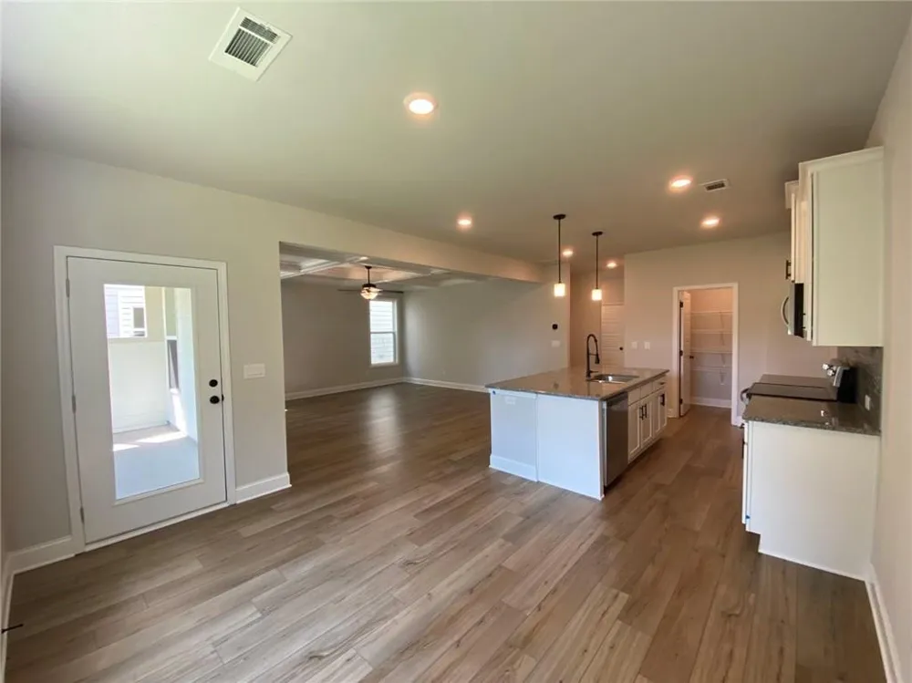 5037 Silver Fox Trail Oakwood, GA 30566