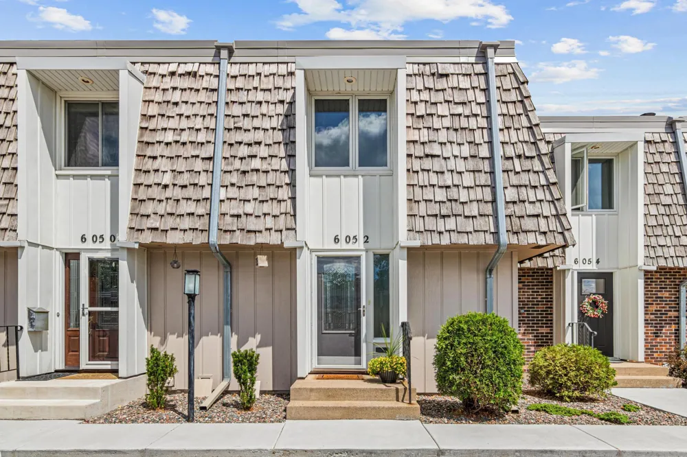 6052 Golden Valley Road Golden Valley, MN 55422