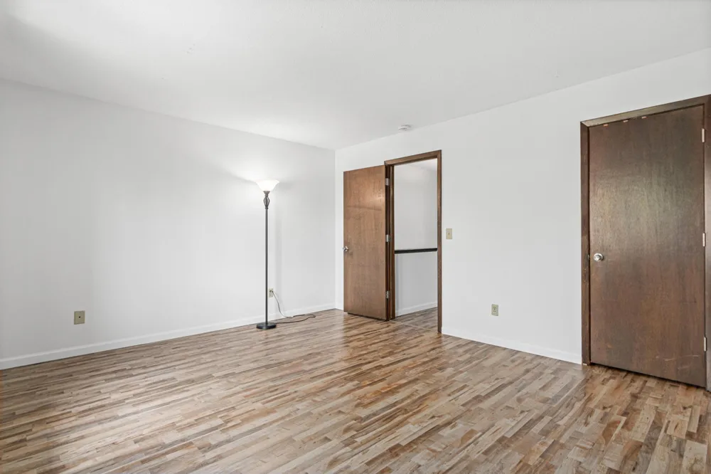 6052 Golden Valley Road Golden Valley, MN 55422