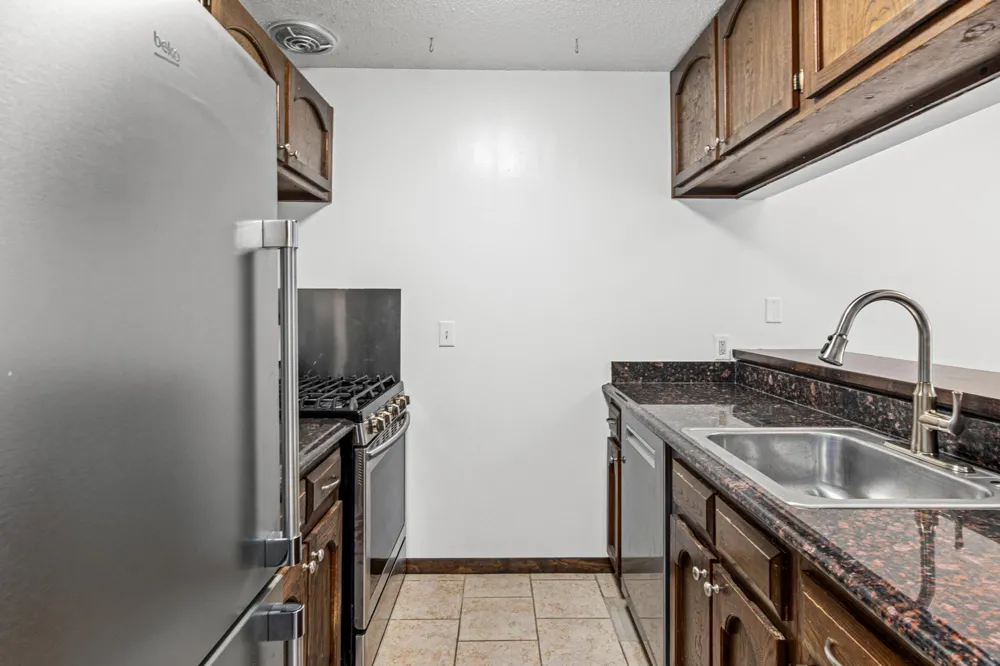 6052 Golden Valley Road Golden Valley, MN 55422