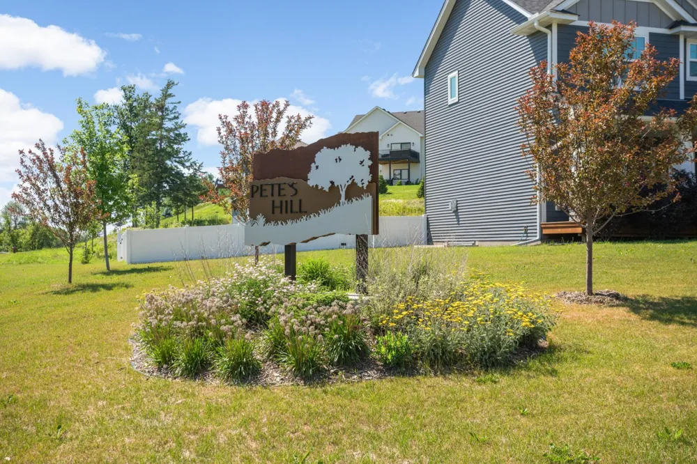 27231 Petes Hill Trail Elko New Market, MN 55020