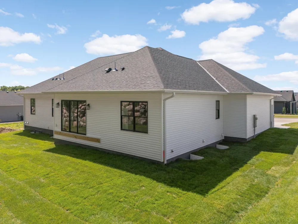 27231 Petes Hill Trail Elko New Market, MN 55020
