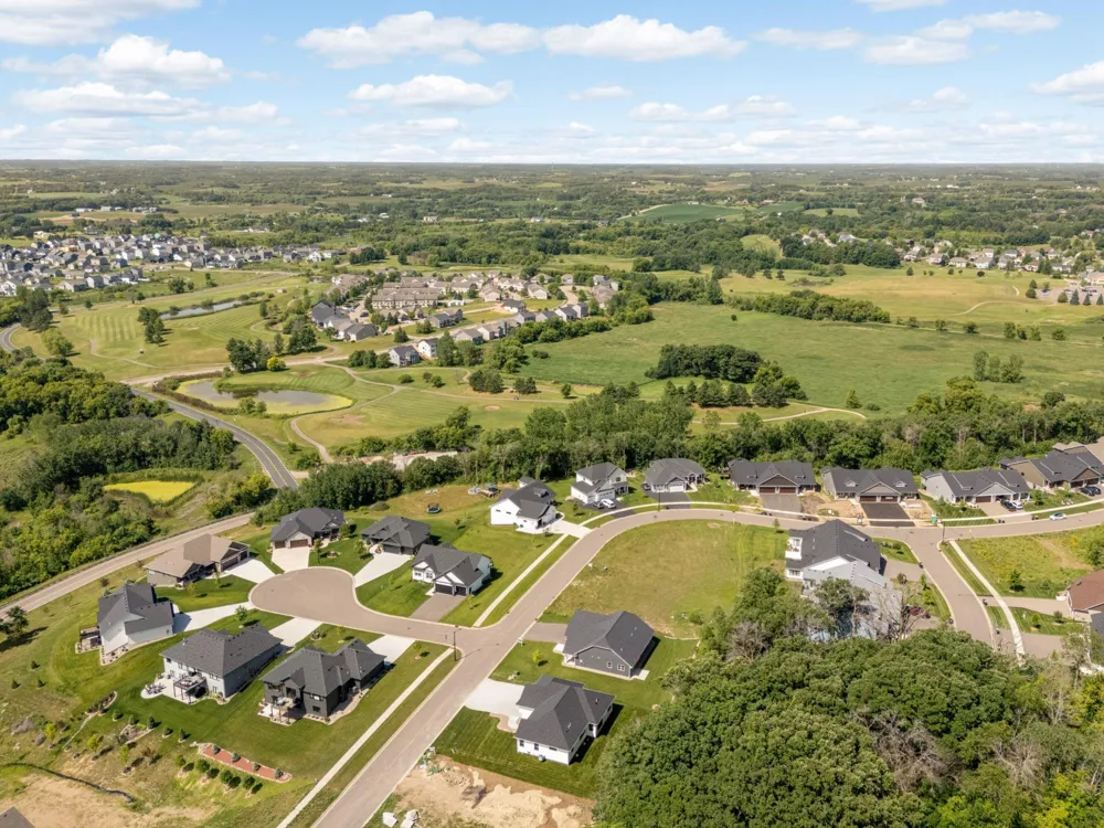 27231 Petes Hill Trail Elko New Market, MN 55020