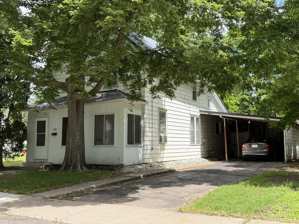 1208 7th Street E Menomonie, WI 54751