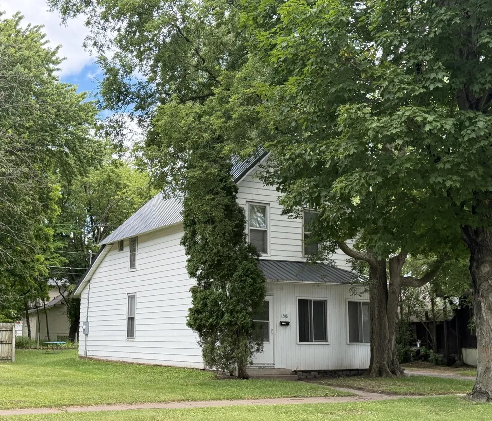 1208 7th Street E Menomonie, WI 54751