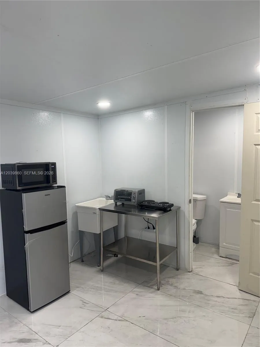 2730 NW 44th Steet #3 Miami, FL 33142