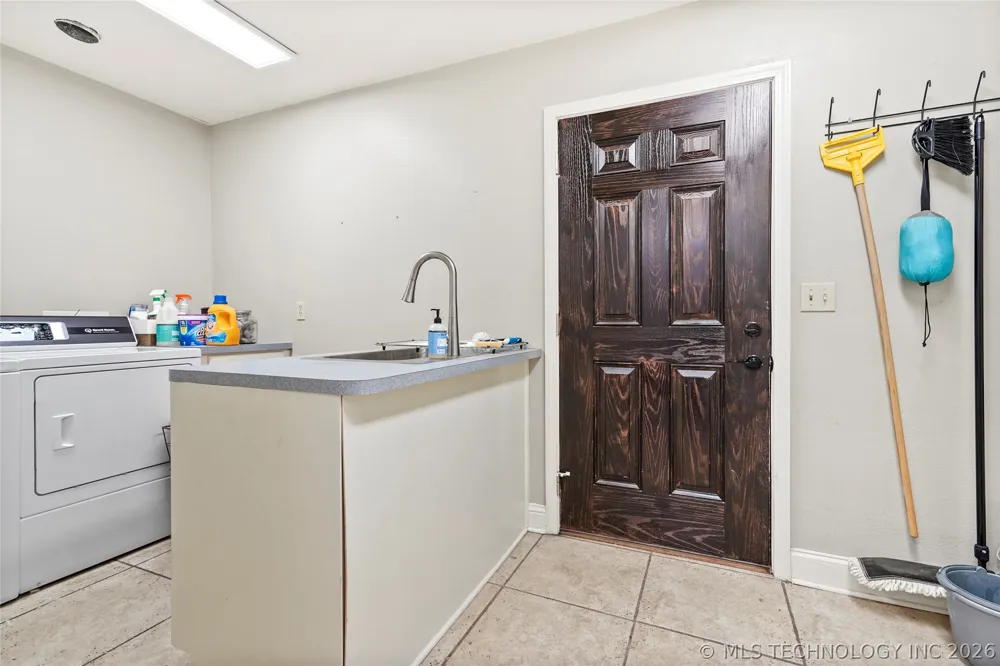 2105 S 280th EastAvenue Catoosa, OK 74015