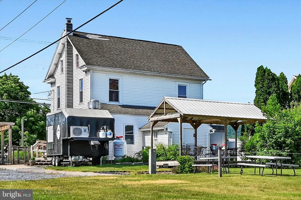 9684 OLD ROUTE 22 Bethel, PA 19507