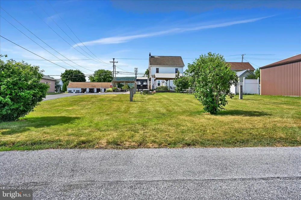 9684 OLD ROUTE 22 Bethel, PA 19507