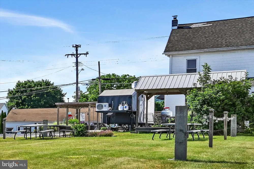 9684 OLD ROUTE 22 Bethel, PA 19507
