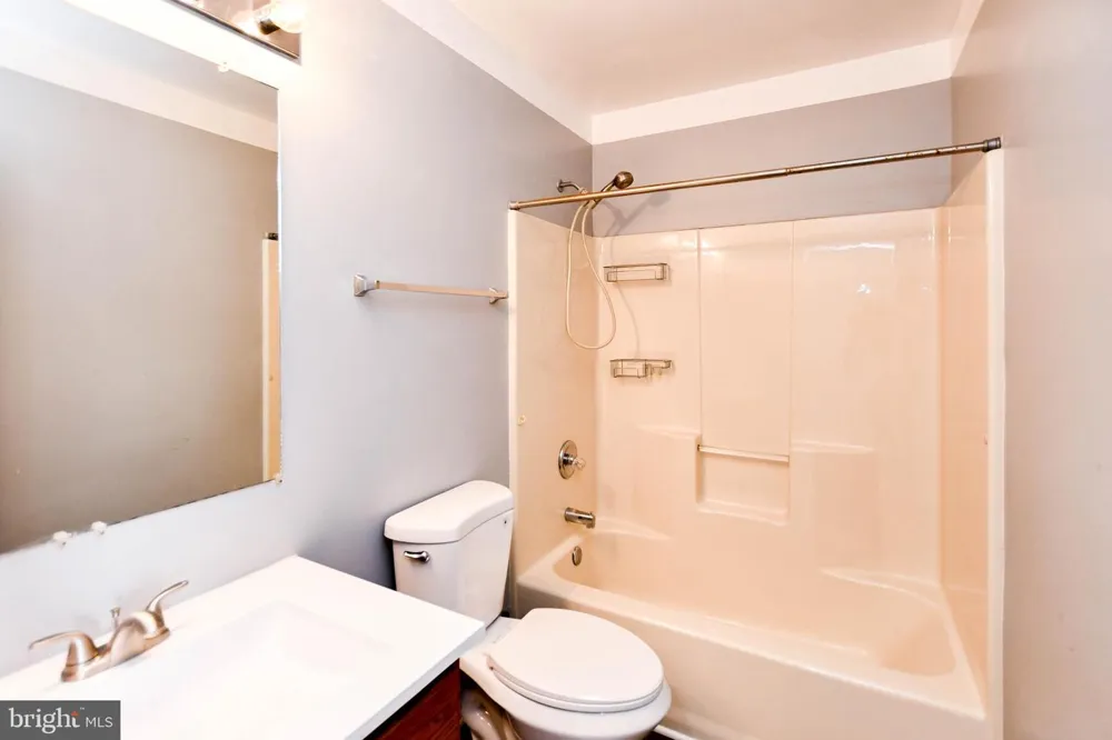 2547 ENTERPRISE PLACE Waldorf, MD 20601