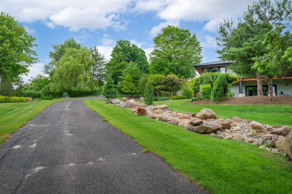 3333 Kirkridge Drive Acme Township, MI 49690