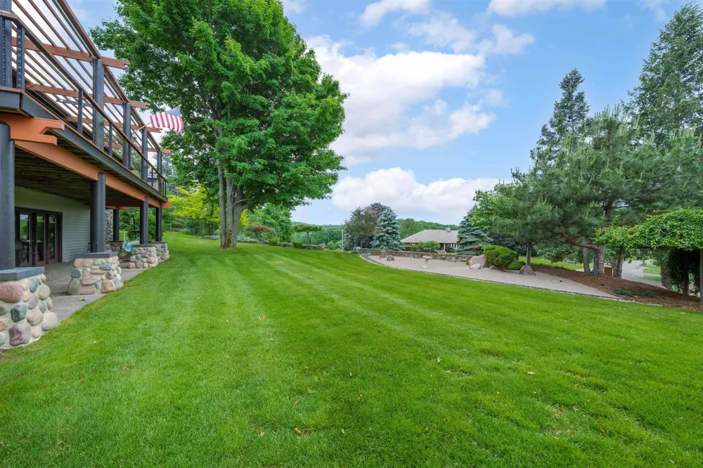 3333 Kirkridge Drive Acme Township, MI 49690